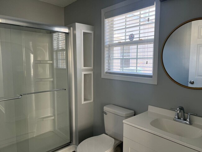 Building Photo - WALLINGFORD PLACE @ PALMETTO POINTE