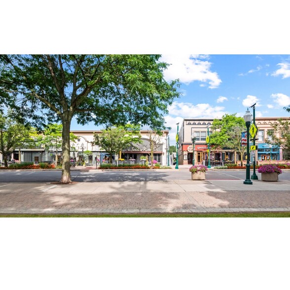 Building Photo - 1280 Dewey St