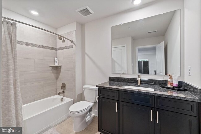 Building Photo - 4378 Shakespeare Cir