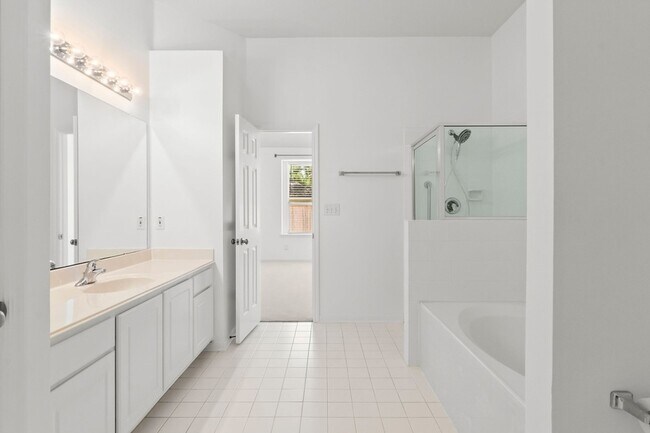 Building Photo - 72 S Piper Trace