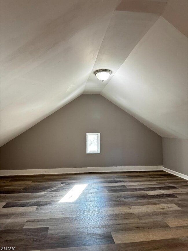 Building Photo - 15 W Emerson Ave