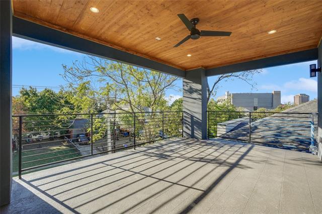 Building Photo - 2333 Vagas St