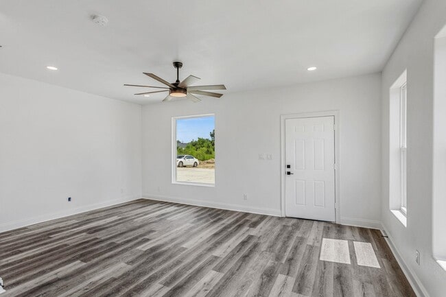 Building Photo - 3525 Heard Rd