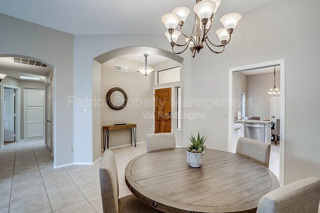 Building Photo - 9520 N 105th St