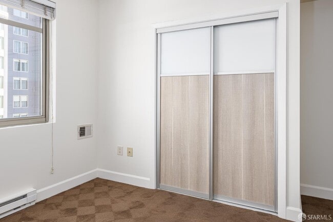 Building Photo - 246 2nd St