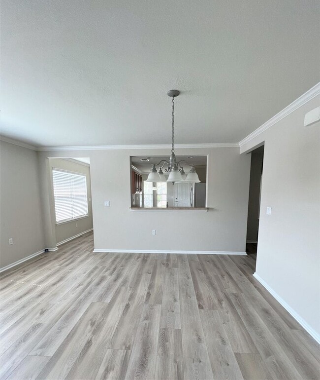 Building Photo - 305 Barrington Farm Ct