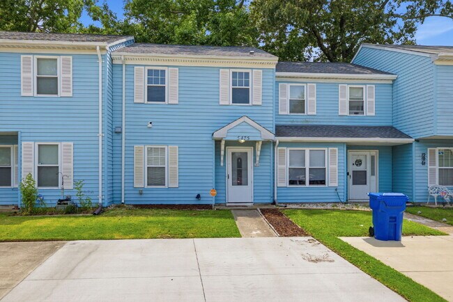 Building Photo - 5475 Davis Way