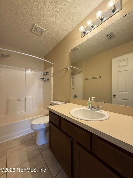Building Photo - 2564 Golden Lake Loop