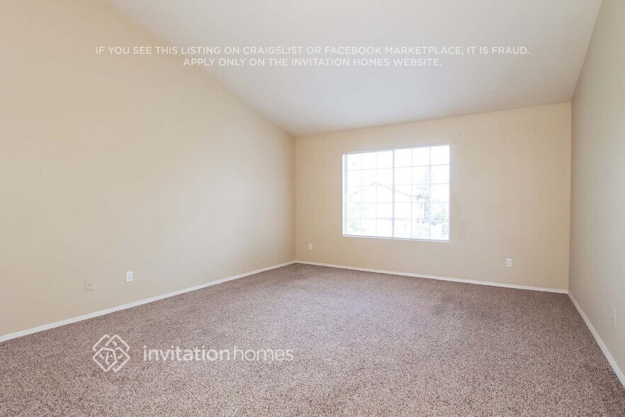 Building Photo - 11411 W Primrose Dr