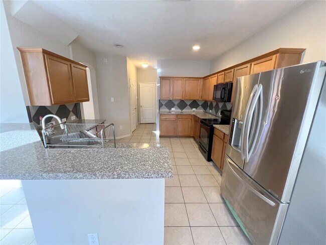 Building Photo - 5323 Brookway Dr