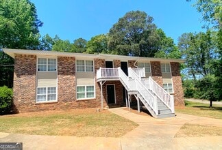 Building Photo - 56 Sunrise Cir