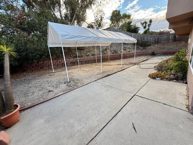 Building Photo - 12665 Sundance Ave