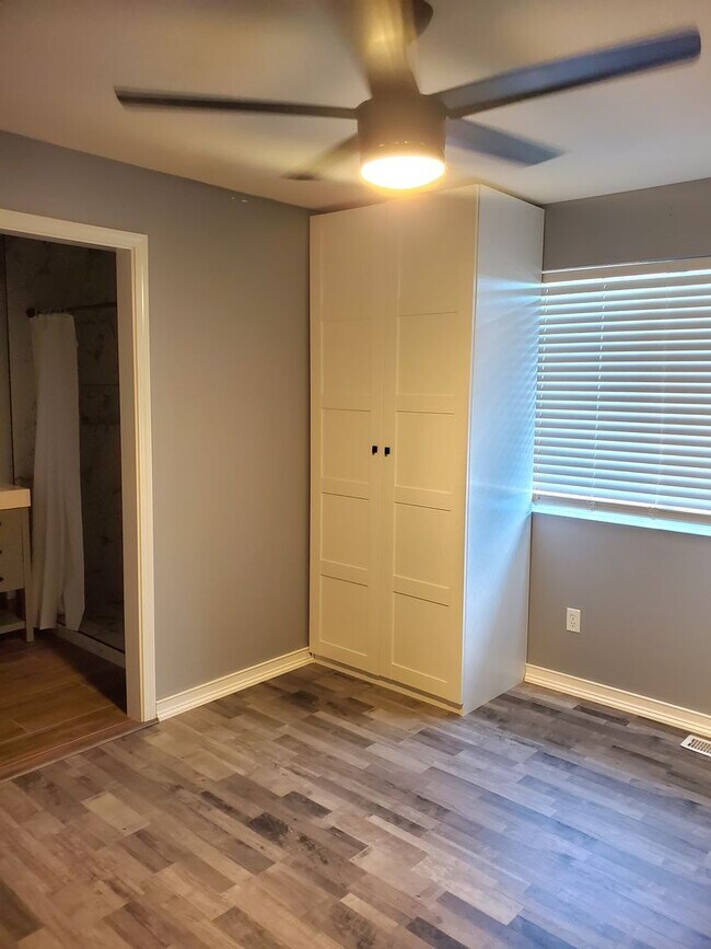Building Photo - 5 Bed /3 Bath Home in Spanaway