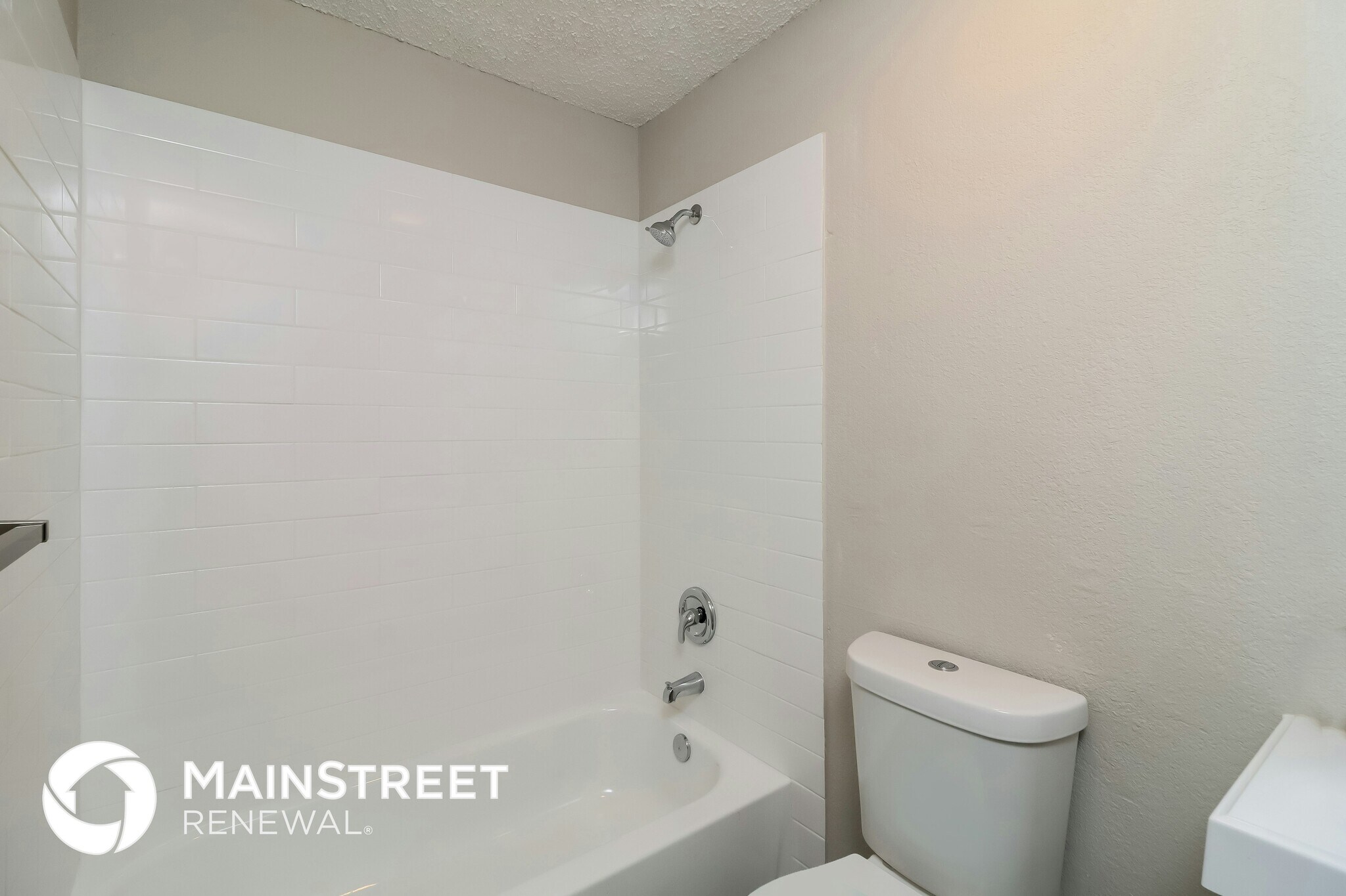 Building Photo - 1516 Lincolnshire Way