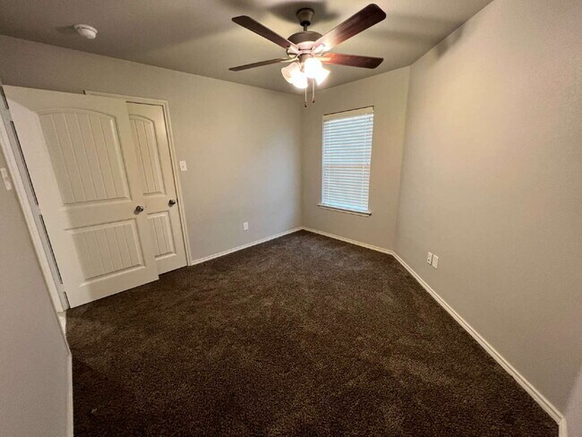 Building Photo - Southwest Lubbock Duplex in Cooper School District