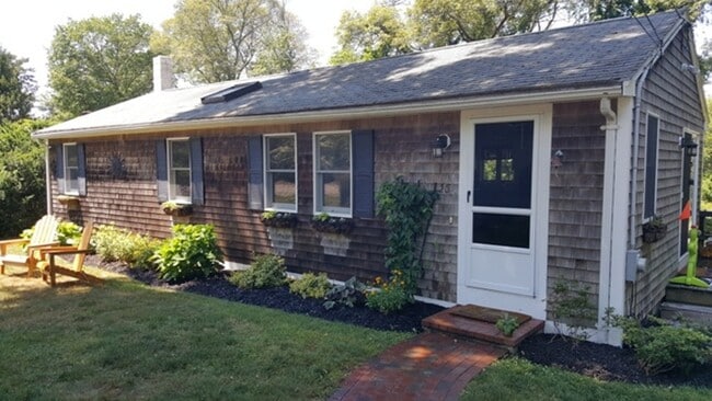 Building Photo - 20 Winslow Ave