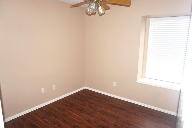 Building Photo - 3718 Glade Forest Dr