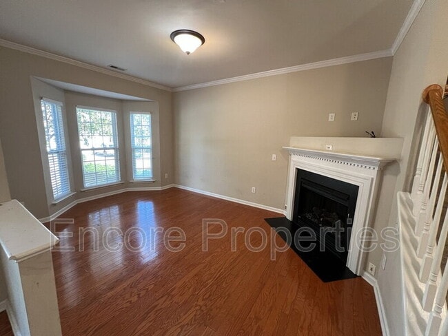 Building Photo - 250 Joshua Glen Ln