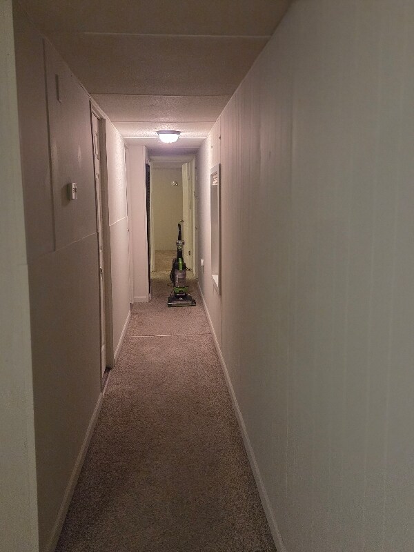 Building Photo - 12 Geer Rd