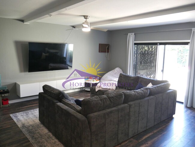 Building Photo - 3 Bed 3 Bath 1,411 Sq. Ft. Rancho Cordova ...