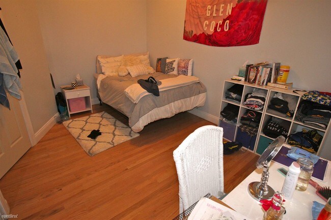 Building Photo - 7 br, 4 bath House - 718 Arbor St