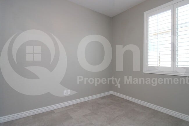 Building Photo - 25538 N 144th Ln