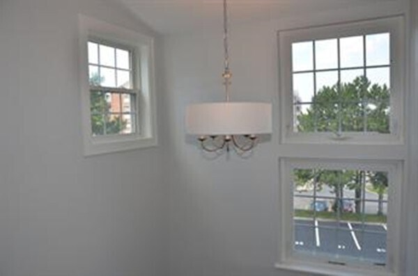 Building Photo - 6 Admirals Wy