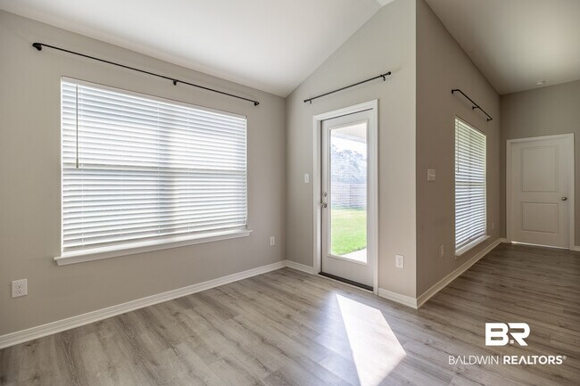 Building Photo - 13437 Antler Hl Rd