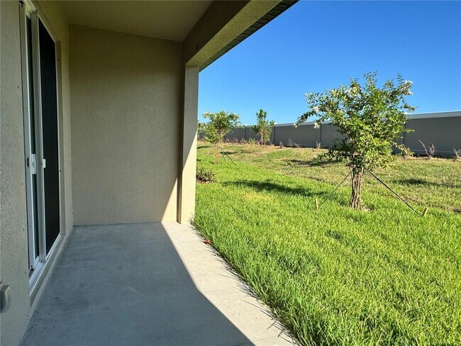 Building Photo - 9333 Bonita Mar Dr