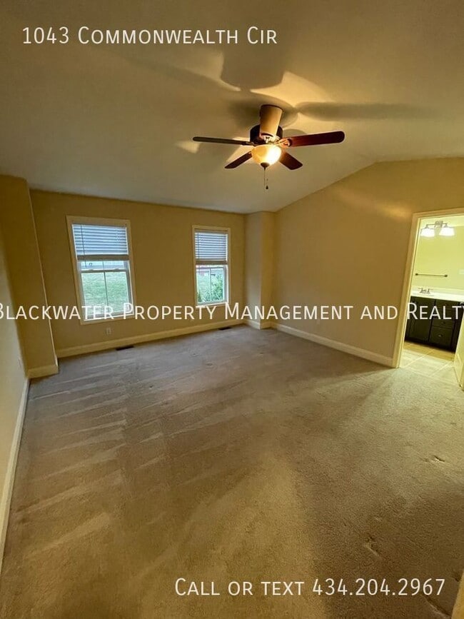 Building Photo - 1043 Commonwealth Cir