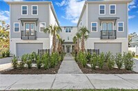 Building Photo - 208 W Frances Ave
