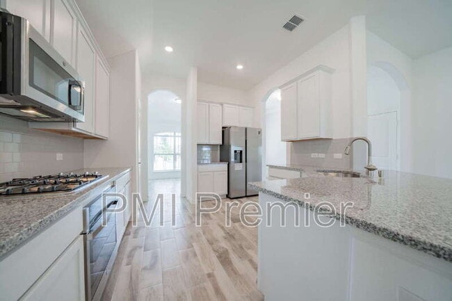 Building Photo - 14817 Equine Trail