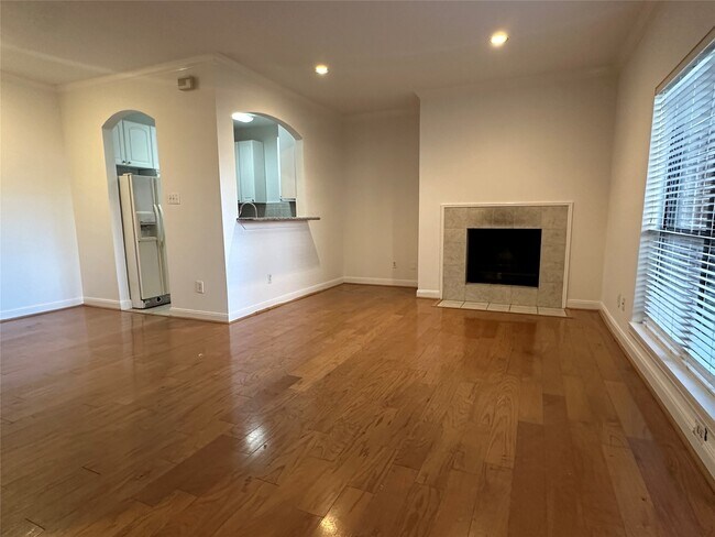 Building Photo - 2001 Bering Dr