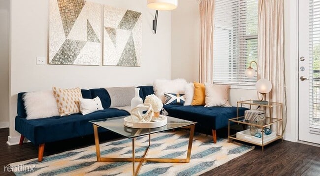 Building Photo - 2 br, 2 bath Condo - 539 W Lookout Dr