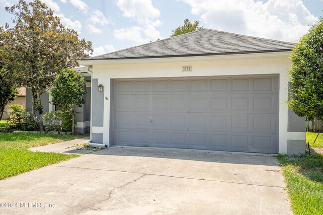 Building Photo - 3158 Ash Harbor Dr E