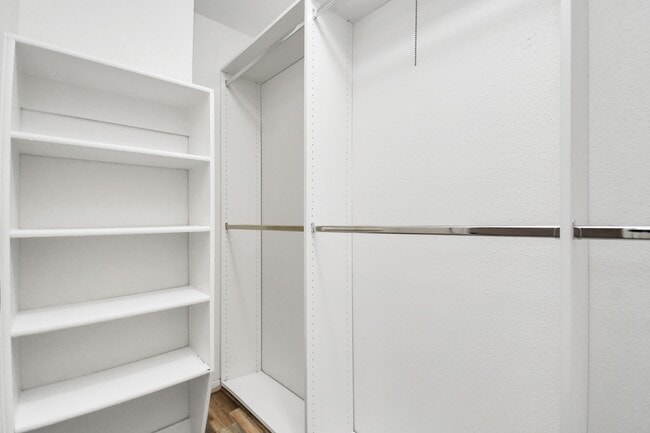 Building Photo - 12400 Brookglade Cir