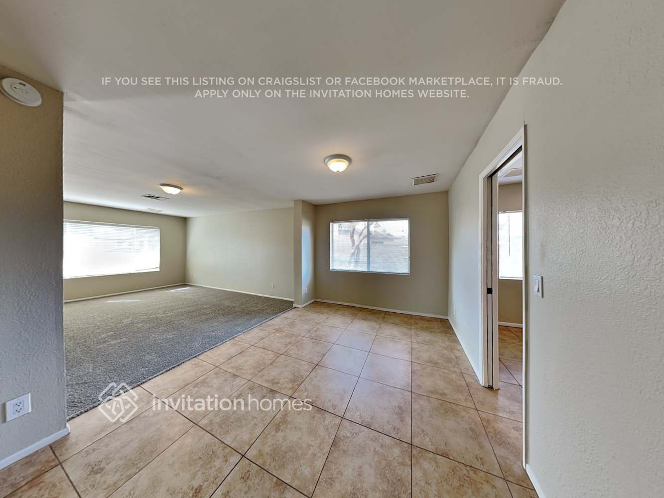 Building Photo - 5142 W Echo Ln