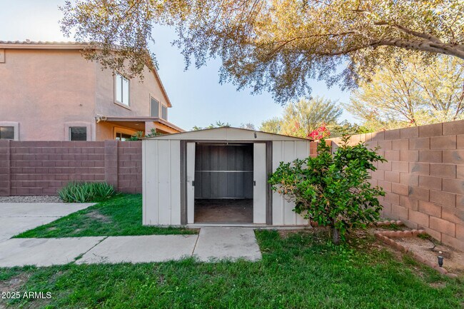 Building Photo - 15448 W Yucatan Dr