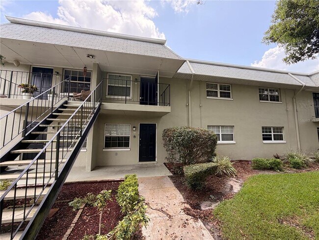 Building Photo - 525 Conway Rd