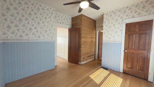 Building Photo - 3360 Harrison Ave
