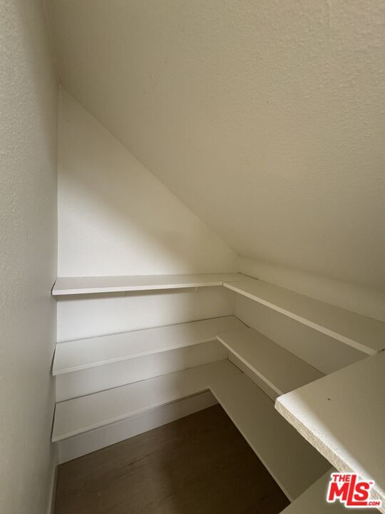 Building Photo - 5620 Yolanda Ave