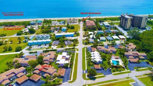 Building Photo - 1772 Gulfstream Ave