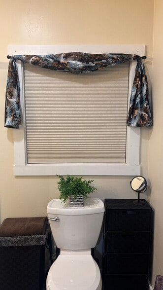 Building Photo - 25 Sunrise View Ln