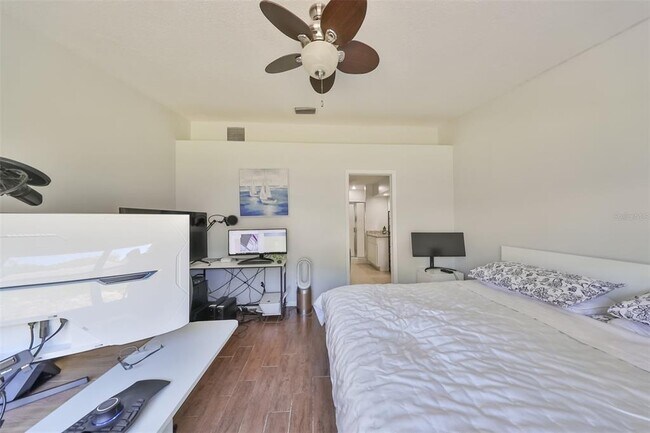 Building Photo - 1204 Sawdust Ct