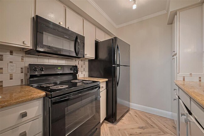 Building Photo - 4633 Wild Indigo St
