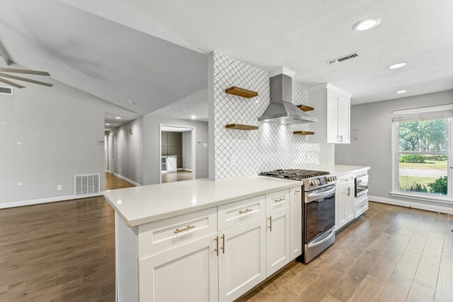 Building Photo - 2515 Blue Willow Dr