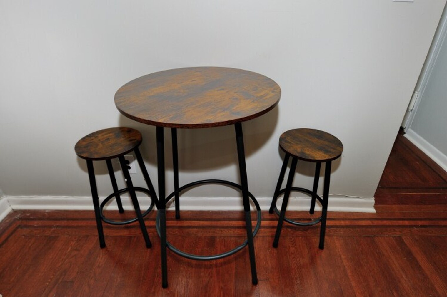 Building Photo - 321 E 78th St