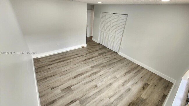 Building Photo - 5046 SW 145th Ave