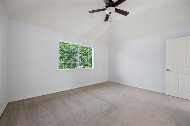 Building Photo - 104 Clear Brook Ct