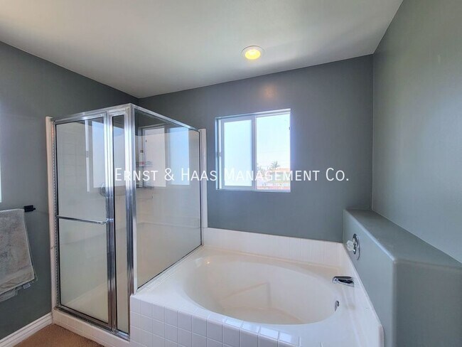 Building Photo - 15616 Firmona Ave